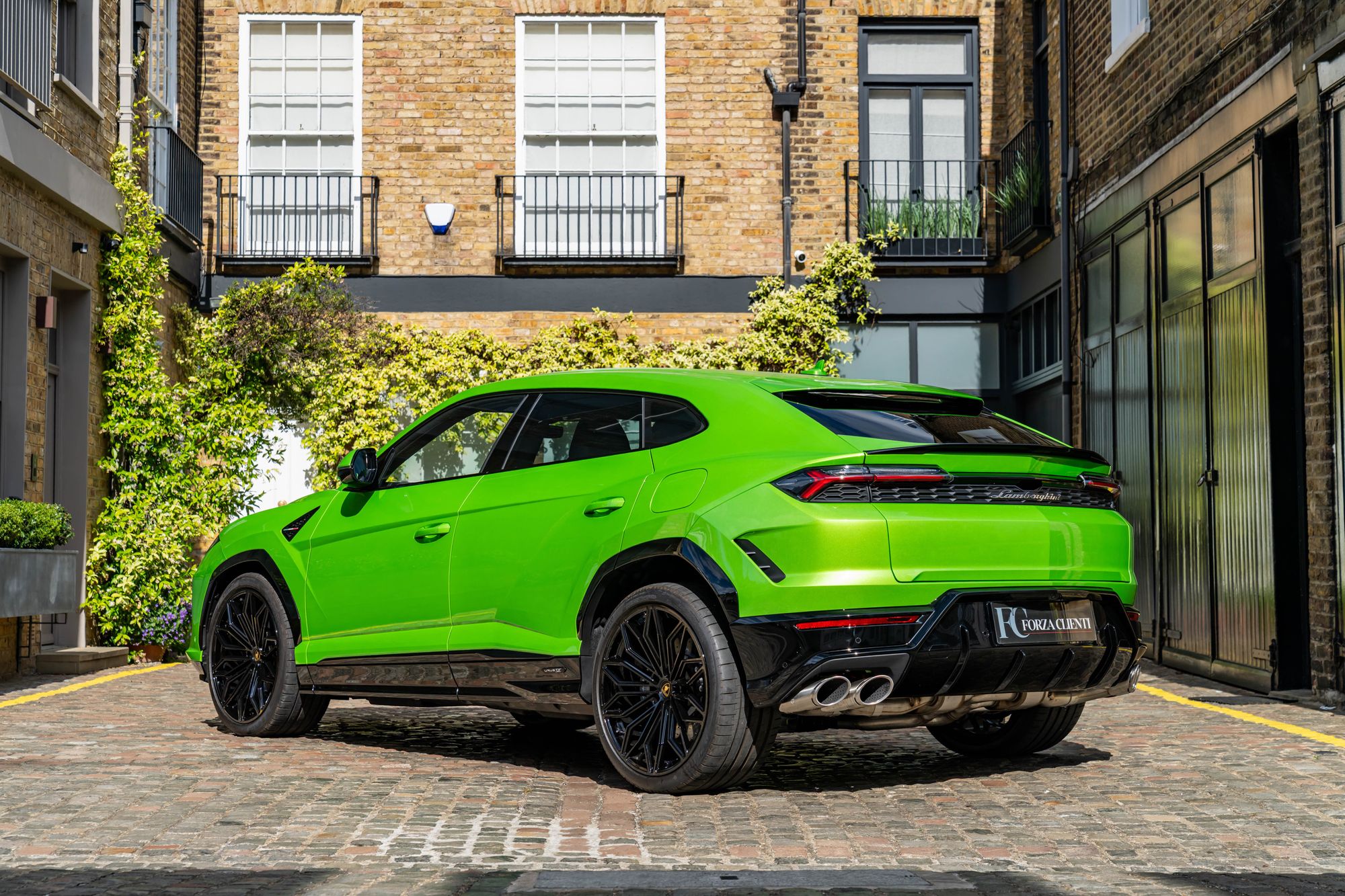2025 Lamborghini Urus SE for sale
