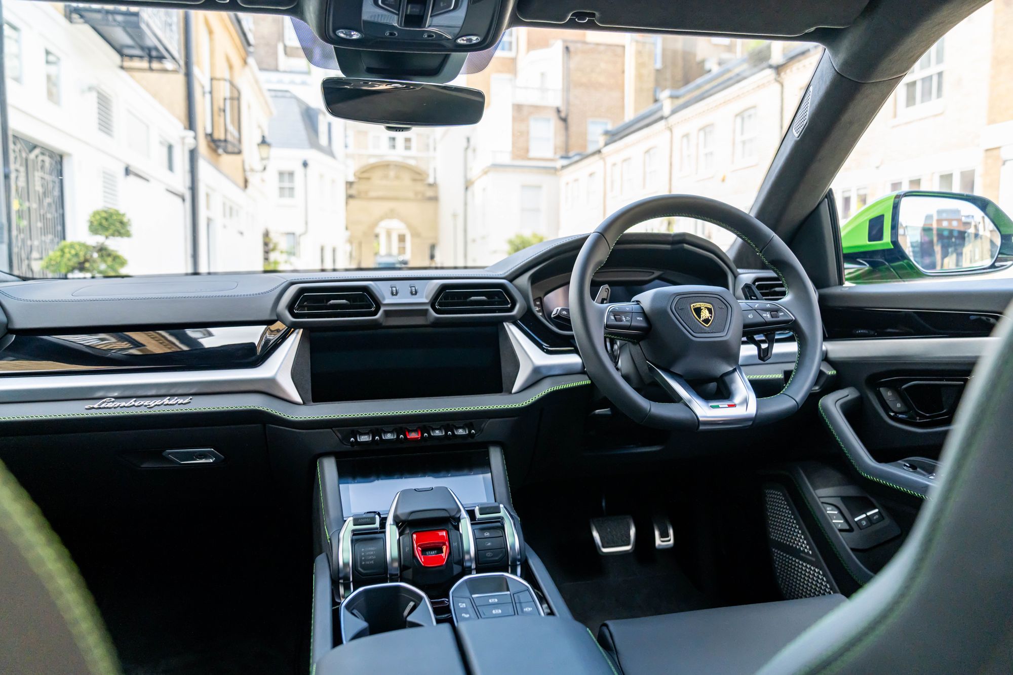 2025 Lamborghini Urus SE for sale