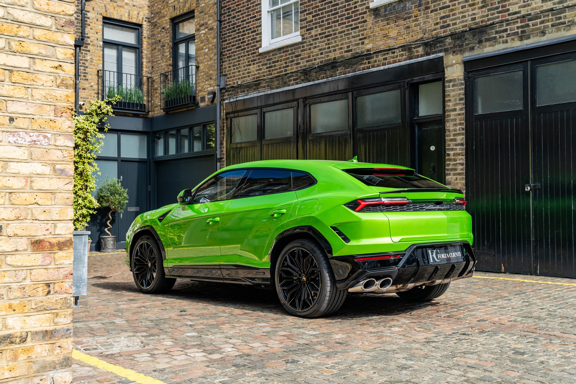 2025 Lamborghini Urus SE for sale
