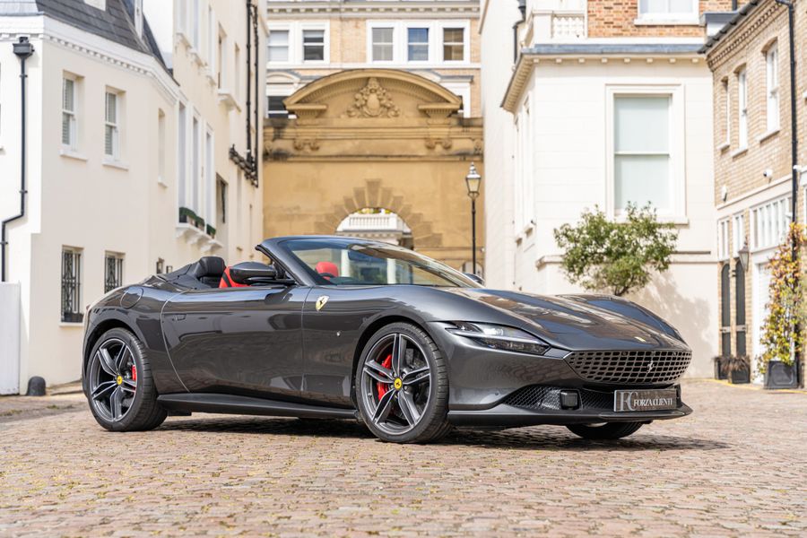 2024 Ferrari Roma Spider