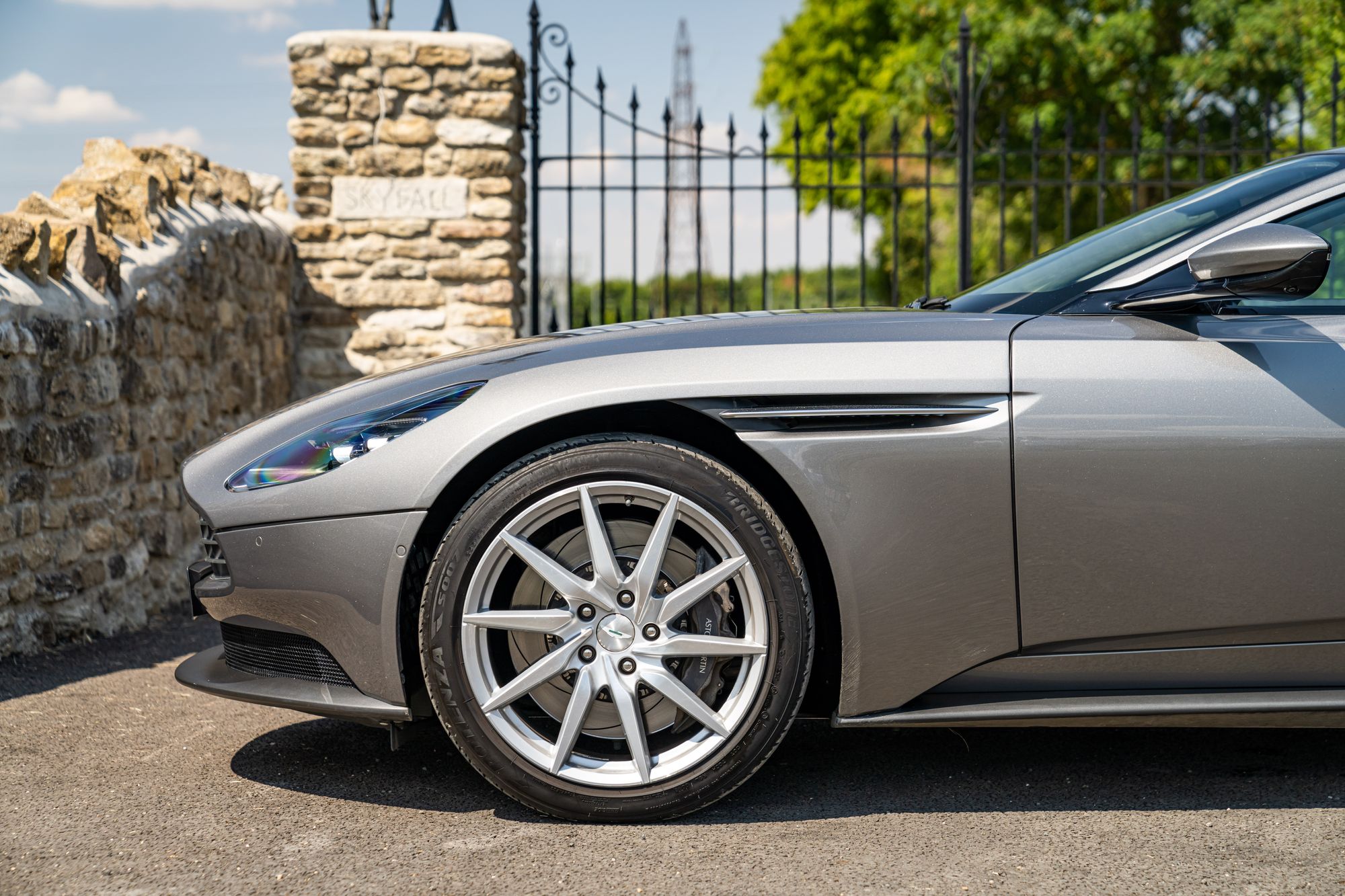 2018 Aston Martin DB11 V8 for sale