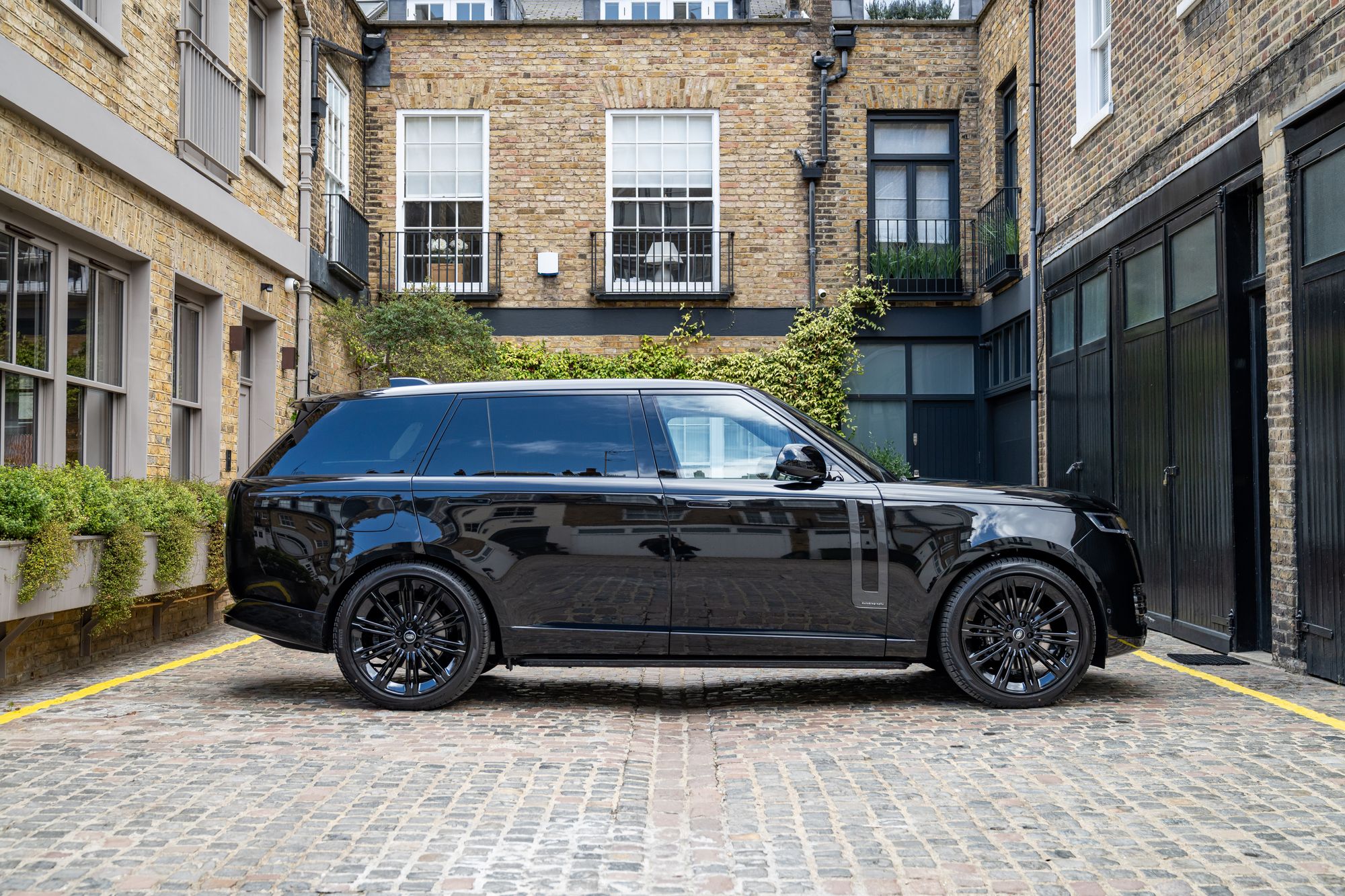 2022 Range Rover D350 Autobiography LWB 7 Seat for sale