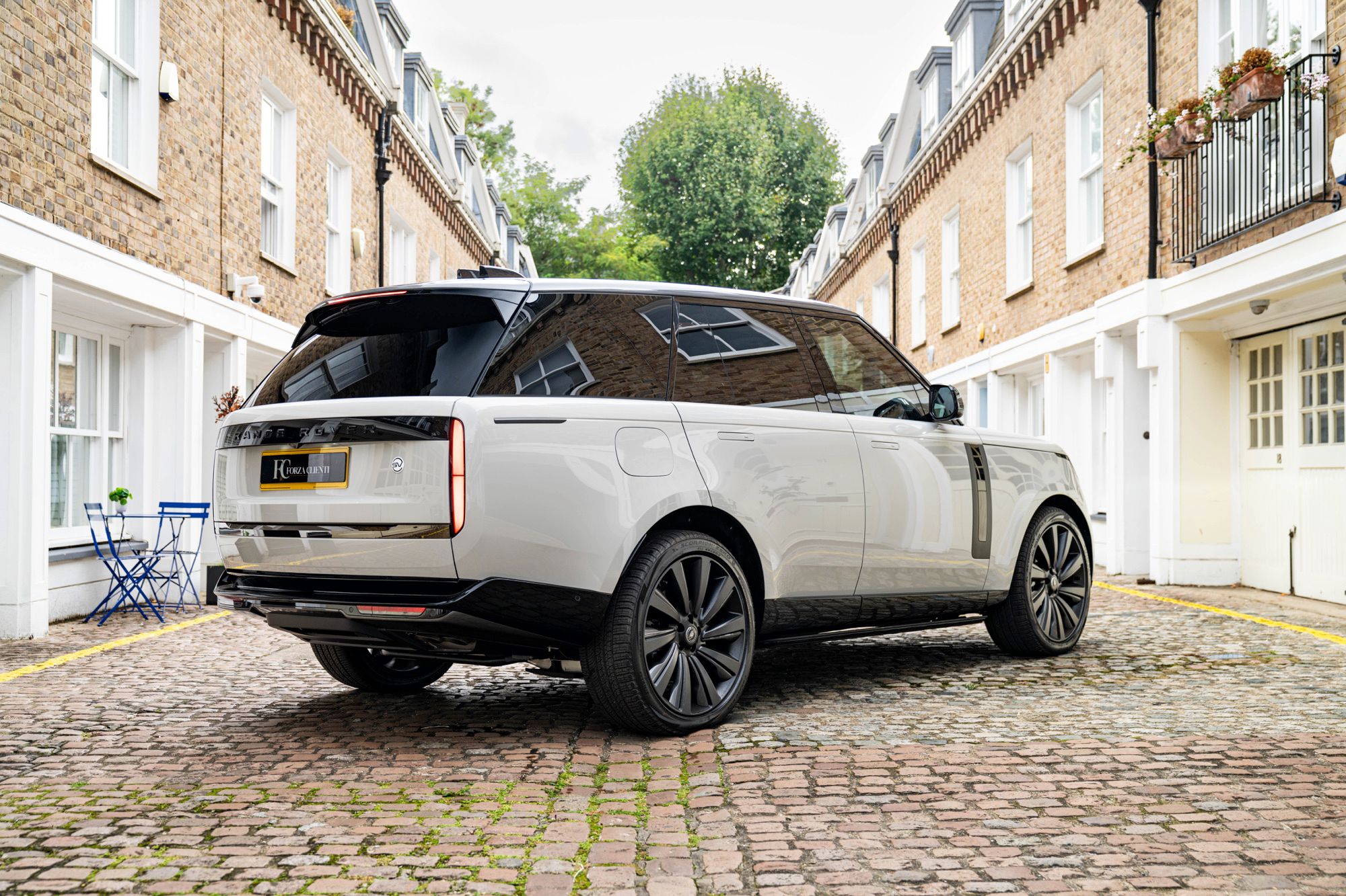 New £250,000 Range Rover Lansdowne Edition unveiled