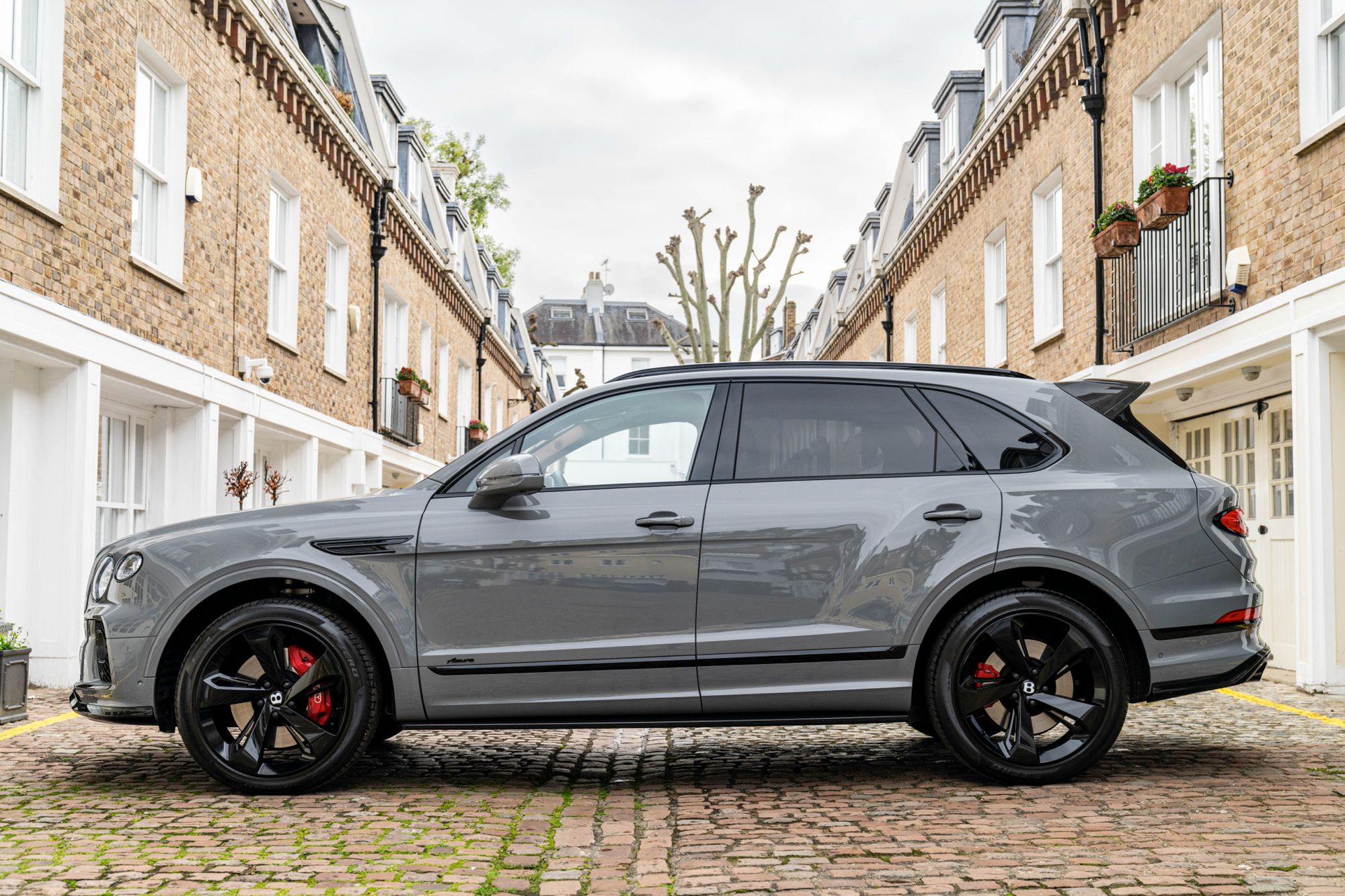 2023 Bentley Bentayga V8 Azure for sale