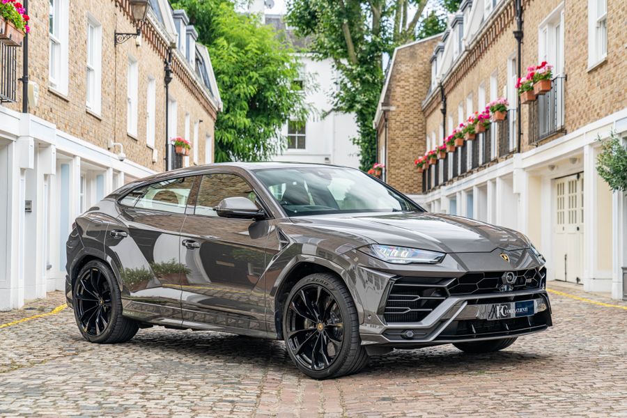 2022 Lamborghini Urus